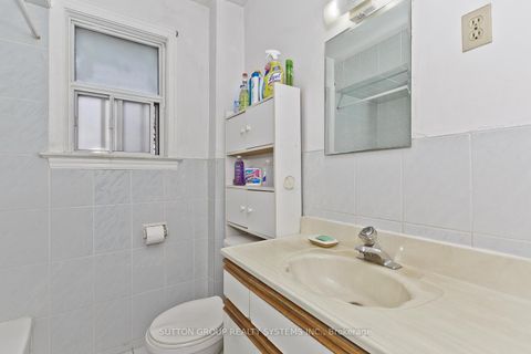 Photo 30 at 11 Helsby Crescent, Alderwood, Toronto