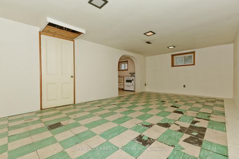 Photo 36 at 11 Helsby Crescent, Alderwood, Toronto