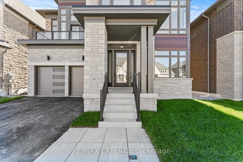 Photo 3 at 17 Saxby Farm Avenue, King City, King