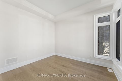 Photo 7 at 17 Saxby Farm Avenue, King City, King