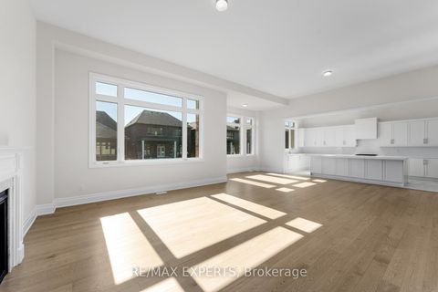 Photo 22 at 17 Saxby Farm Avenue, King City, King