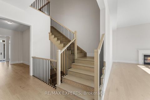 Photo 23 at 17 Saxby Farm Avenue, King City, King