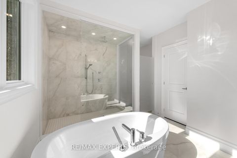 Photo 30 at 17 Saxby Farm Avenue, King City, King