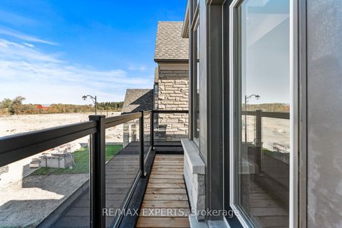 Photo 40 at 17 Saxby Farm Avenue, King City, King