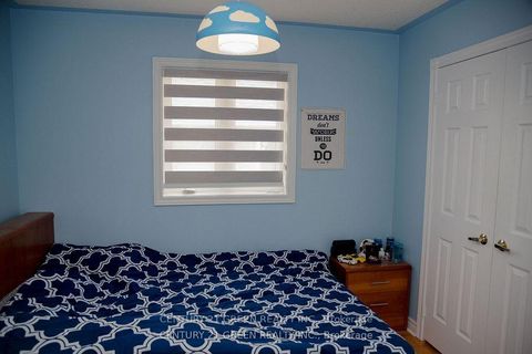 Photo 19 at 41 Sequoia Road, Sonoma Heights, Vaughan