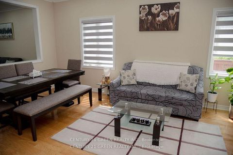 Photo 26 at 41 Sequoia Road, Sonoma Heights, Vaughan