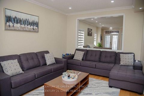 Photo 33 at 41 Sequoia Road, Sonoma Heights, Vaughan