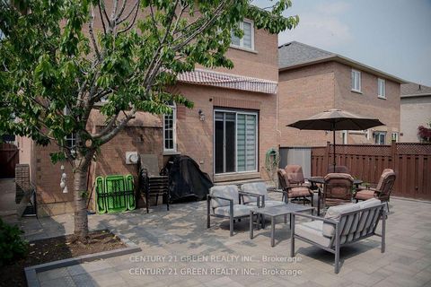 Photo 39 at 41 Sequoia Road, Sonoma Heights, Vaughan