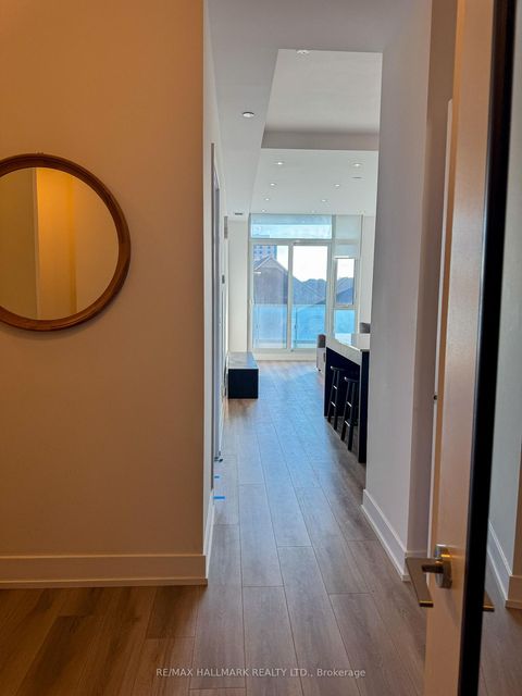 Photo 10 at 327 - 9471 Yonge Street, Observatory, Richmond Hill