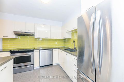 Photo 10 at 102 - 100 Coe Hill Drive, Swansea, Toronto
