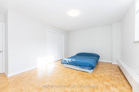 Photo 19 at 102 - 100 Coe Hill Drive, Swansea, Toronto