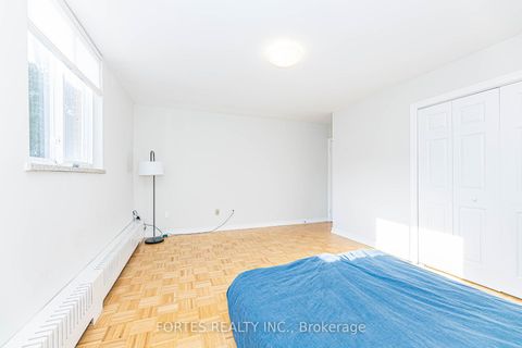 Photo 20 at 102 - 100 Coe Hill Drive, Swansea, Toronto