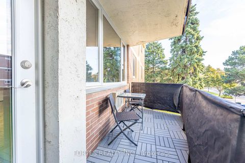 Photo 24 at 102 - 100 Coe Hill Drive, Swansea, Toronto