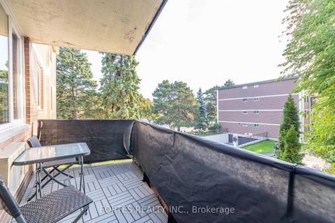 Photo 25 at 102 - 100 Coe Hill Drive, Swansea, Toronto