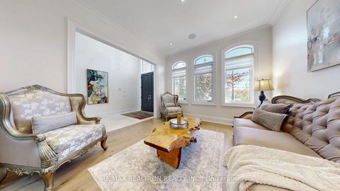 Photo 1 at 24 Hogan Court, King City, King