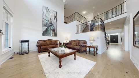 Photo 5 at 24 Hogan Court, King City, King