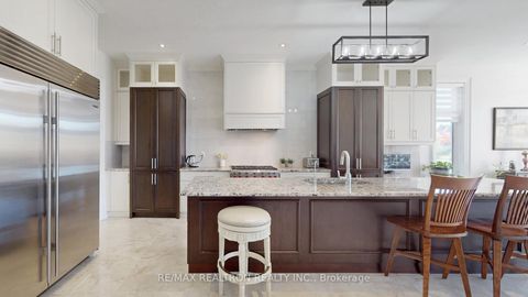 Photo 8 at 24 Hogan Court, King City, King