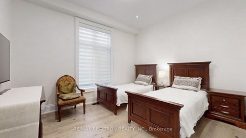 Photo 18 at 24 Hogan Court, King City, King