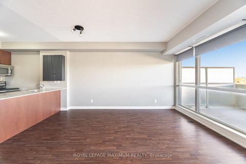 Photo 11 at 511 - 5101 Dundas Street W, City Centre West, Toronto