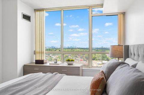 Photo 9 at 915 - 5 Greystone Walk Drive, Kennedy Park, Toronto
