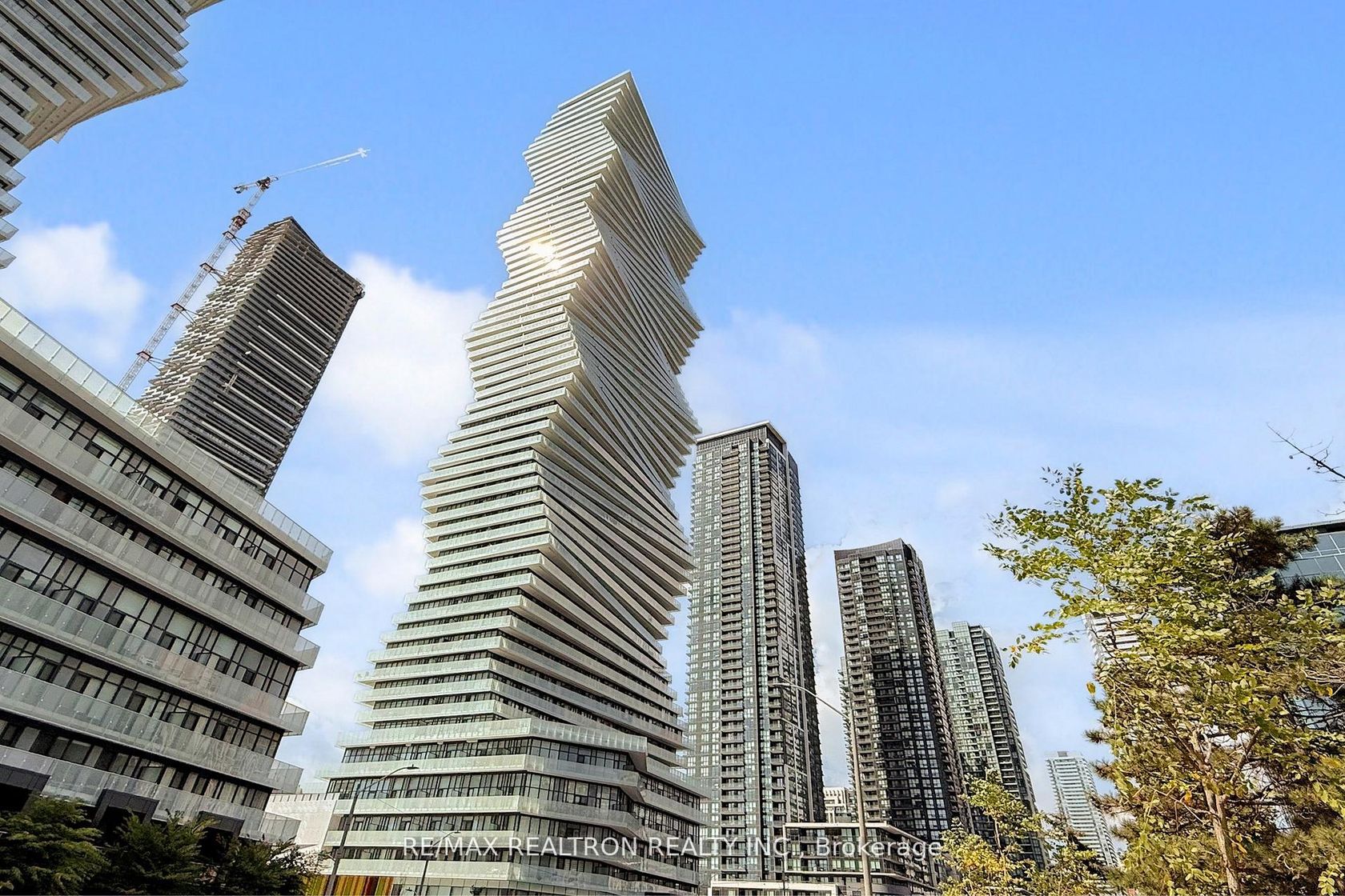 1510 - 3900 Confederation Parkway, City Centre, Mississauga 
