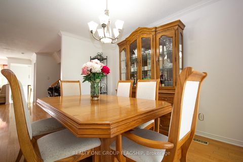 Photo 8 at 71 Maple Branch Path, The Westway, Toronto