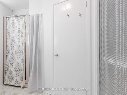 Photo 27 at 72 Ludstone Drive, Richview, Toronto