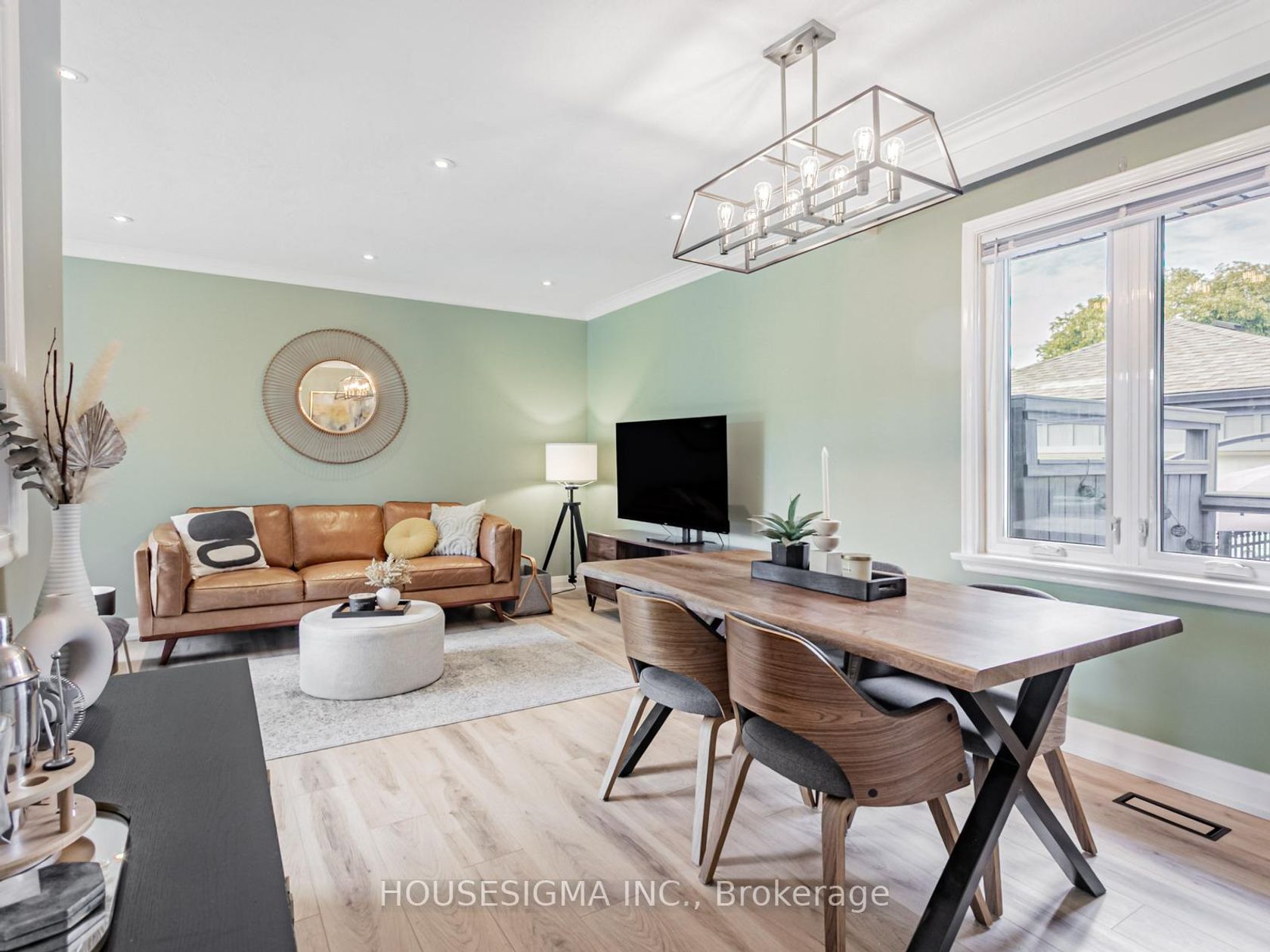 Photo 10 at 72 Ludstone Drive, Richview, Toronto Photo 10 at 72 Ludstone Drive, Richview, Toronto
