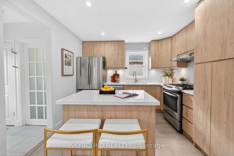 Photo 13 at 46 Rothsay Avenue, Queensway, Toronto