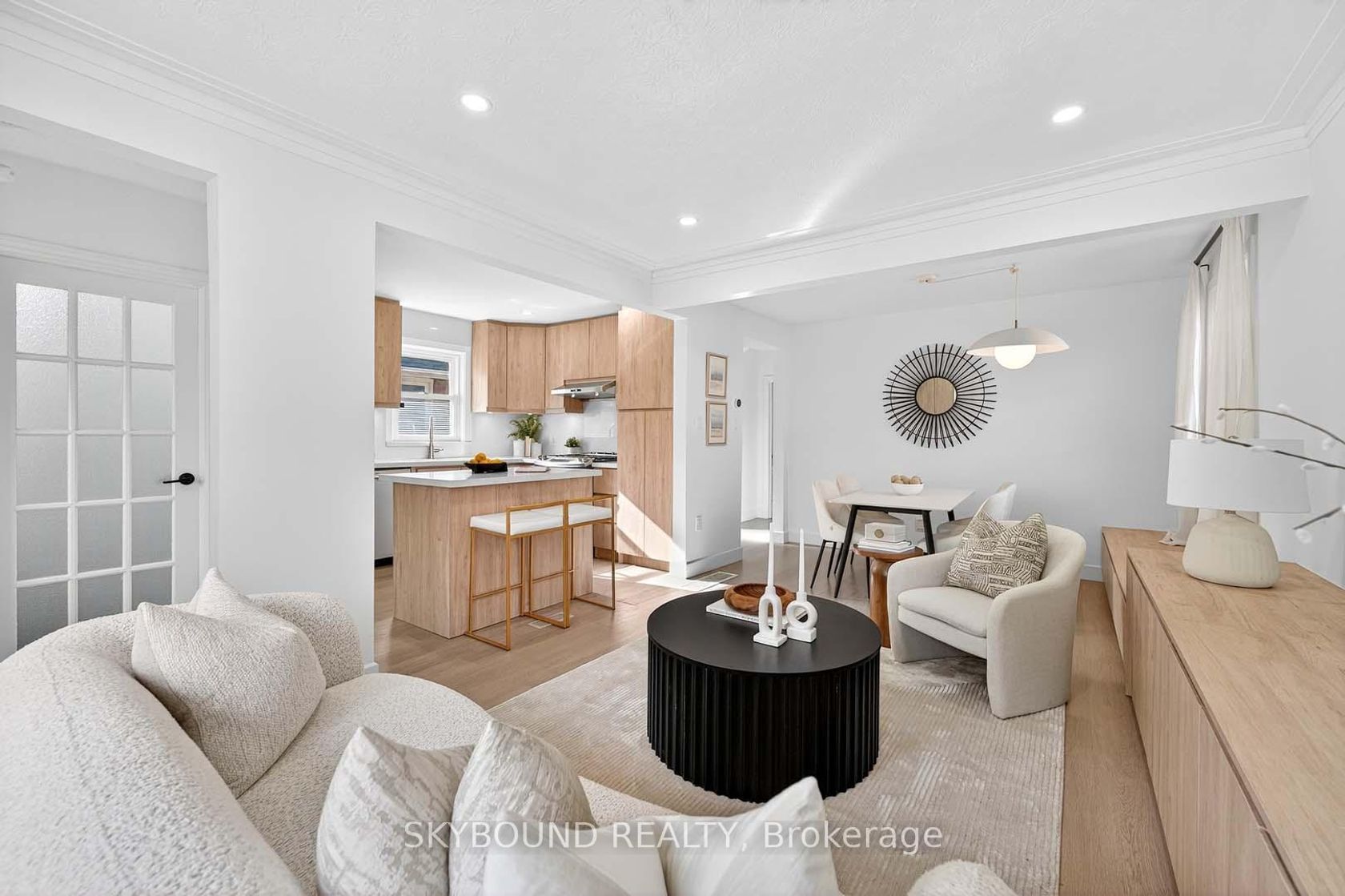 Photo 7 at 46 Rothsay Avenue, Queensway, Toronto Photo 7 at 46 Rothsay Avenue, Queensway, Toronto