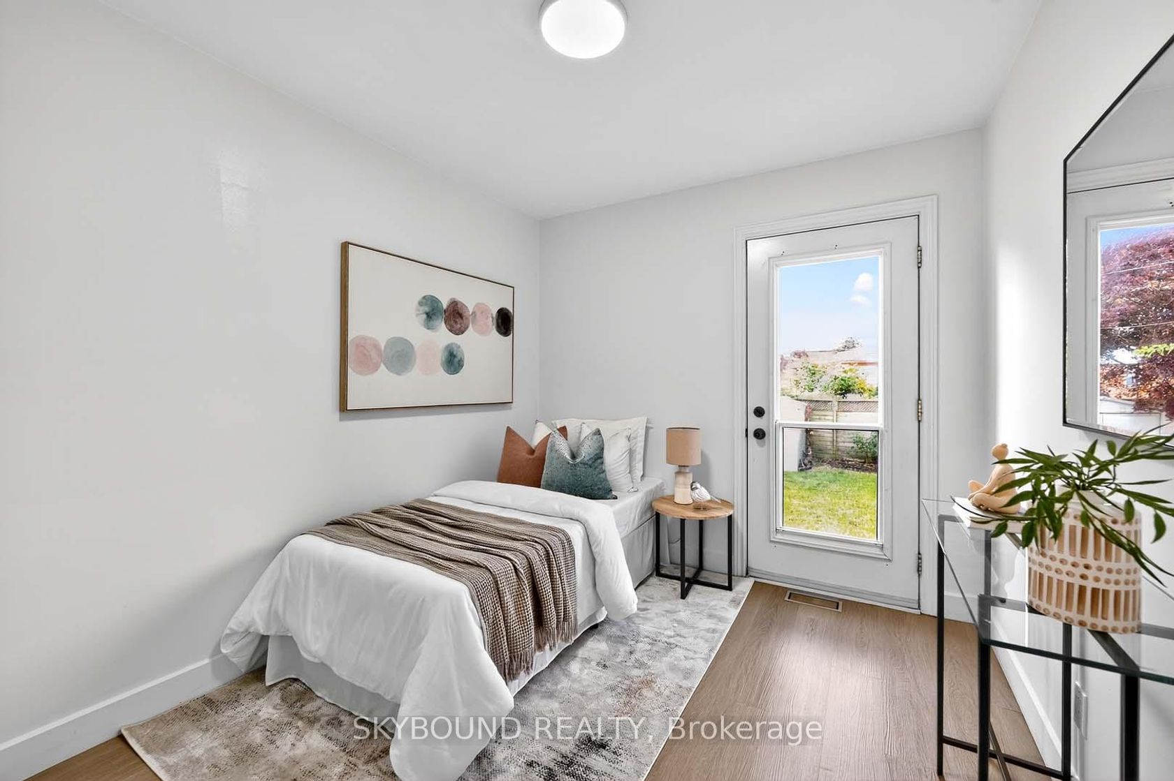 Photo 19 at 46 Rothsay Avenue, Queensway, Toronto Photo 19 at 46 Rothsay Avenue, Queensway, Toronto