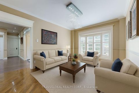 Photo 1 at 458 Beverley Glen Boulevard, Beverley Glen, Vaughan