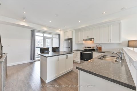 Photo 10 at 190 Moneypenny Place, Beverley Glen, Vaughan Photo 10 at 190 Moneypenny Place, Beverley Glen, Vaughan