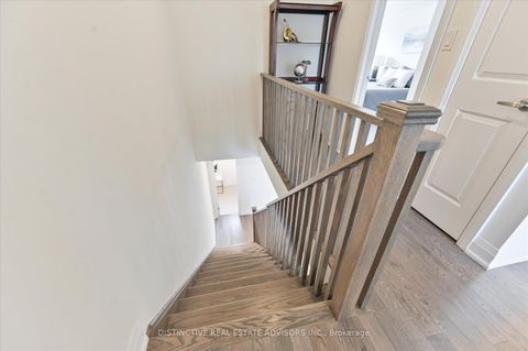 Photo 22 at 190 Moneypenny Place, Beverley Glen, Vaughan