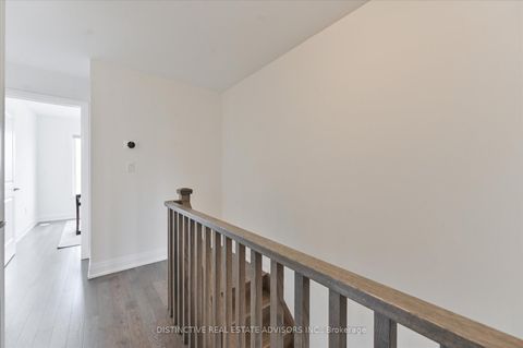 Photo 23 at 190 Moneypenny Place, Beverley Glen, Vaughan