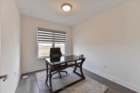 Photo 32 at 190 Moneypenny Place, Beverley Glen, Vaughan