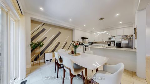 Photo 9 at 35 Old Orchard Crescent, Rouge Woods, Richmond Hill