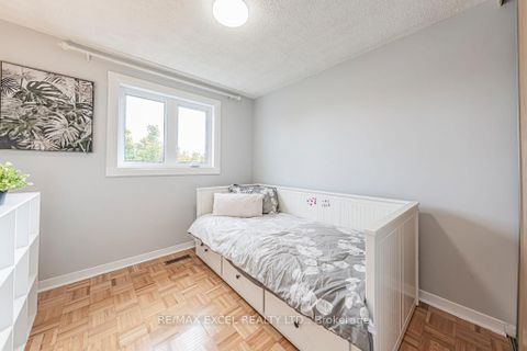 Photo 26 at 21 Brimstone Crescent, Agincourt North, Toronto