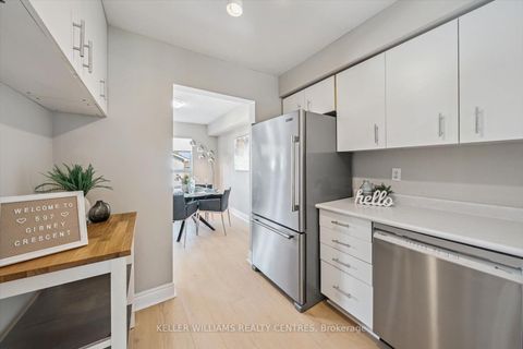 Photo 2 at 597 Gibney Crescent, Summerhill Estates, Newmarket