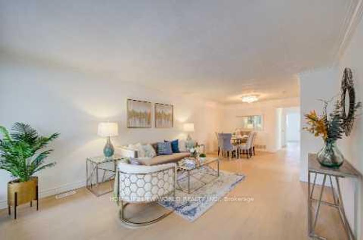 Photo 12 at 86 Tuscarora Drive, Pleasant View, Toronto