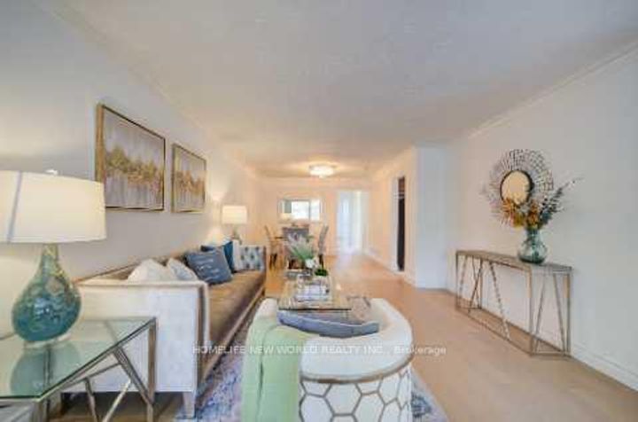 Photo 13 at 86 Tuscarora Drive, Pleasant View, Toronto