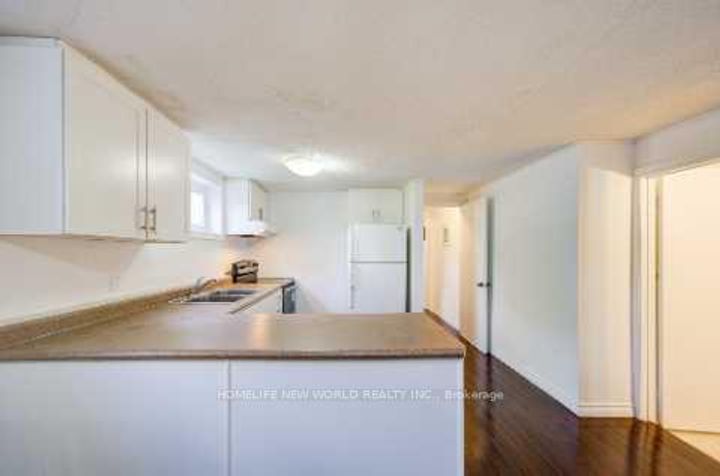 Photo 35 at 86 Tuscarora Drive, Pleasant View, Toronto