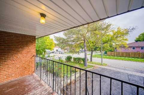 Photo 18 at 86 Tuscarora Drive, Pleasant View, Toronto