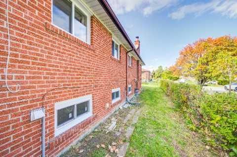 Photo 44 at 86 Tuscarora Drive, Pleasant View, Toronto