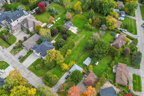 Photo 3 at 39 Maple Grove Avenue, Oak Ridges, Richmond Hill