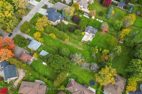 Photo 5 at 39 Maple Grove Avenue, Oak Ridges, Richmond Hill