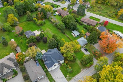 Photo 9 at 39 Maple Grove Avenue, Oak Ridges, Richmond Hill Photo 9 at 39 Maple Grove Avenue, Oak Ridges, Richmond Hill