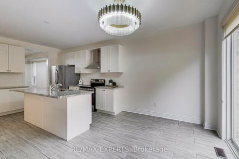 Photo 8 at 216 Butternut Ridge Trail, Aurora Estates, Aurora