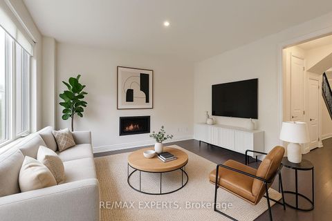 Photo 13 at 216 Butternut Ridge Trail, Aurora Estates, Aurora