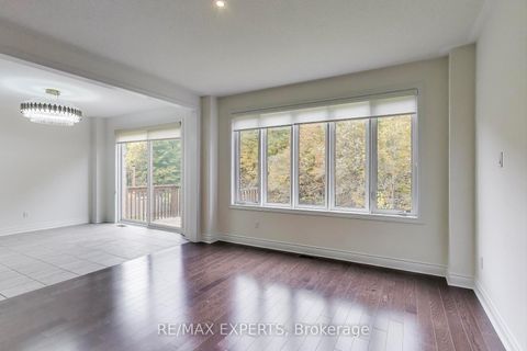 Photo 15 at 216 Butternut Ridge Trail, Aurora Estates, Aurora